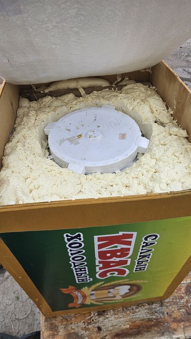 Продам ёмкость для кваса и компота (обшитый)