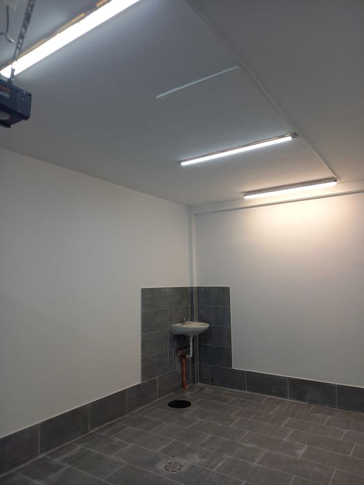 Дава се под наем Гараж / Паркомясто в София, Слатина - 25 кв.м за 797.64 € - Снимка #1