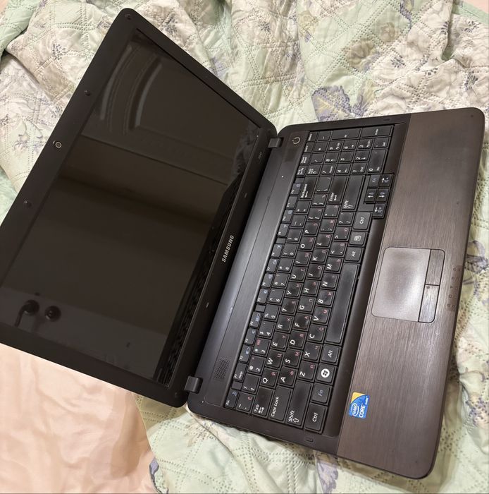 Ноутбук Sumsung R540
