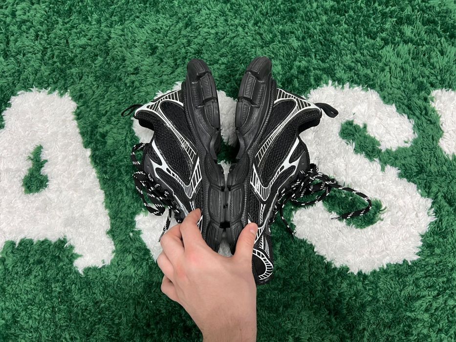 Balenciaga 3xl purtati cu cutie marimea 42