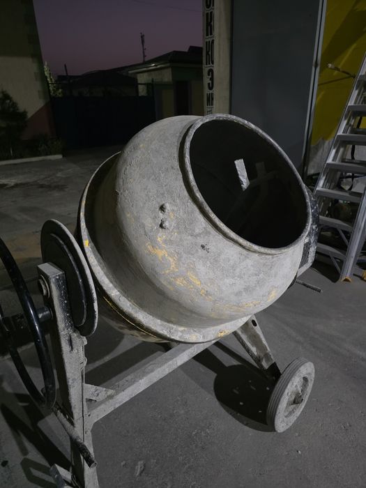 Бетонамишалка сотилади 0.35л