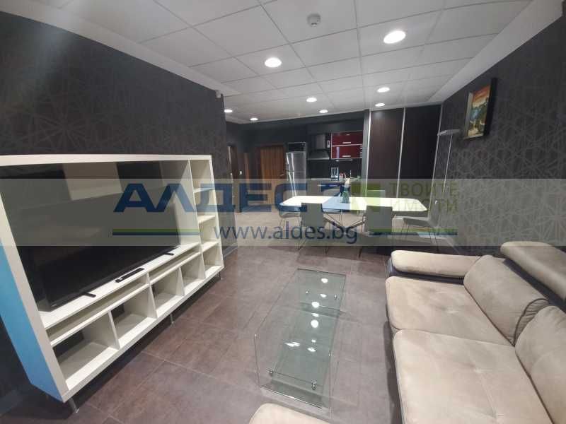 Дава се под наем Двустаен апартамент в София, Младост 4 - 91 кв.м за 1440 € - Снимка #4