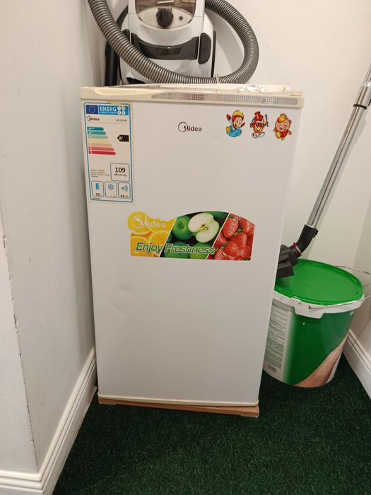 Холодильник Midea