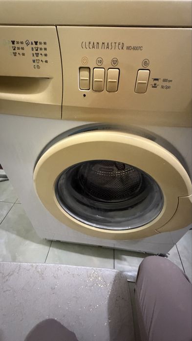 Продам стиральную машину LG