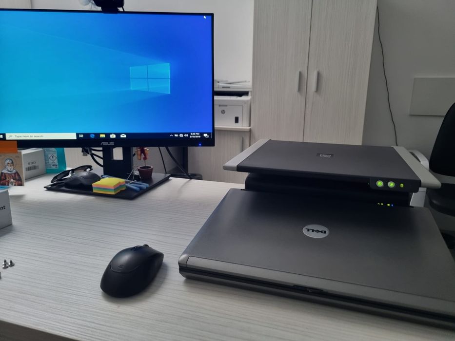 Laptop Dell Dell Latitude D820  Docking Station