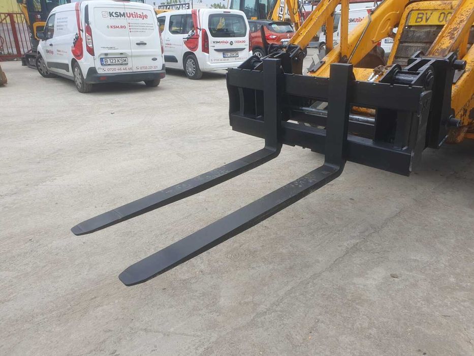 Cadru furci paleti pentru JCB 3CX