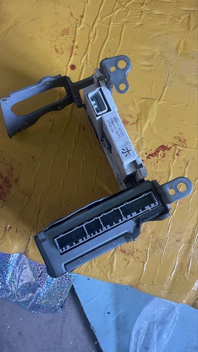 Продам от Крауна и климат контроль