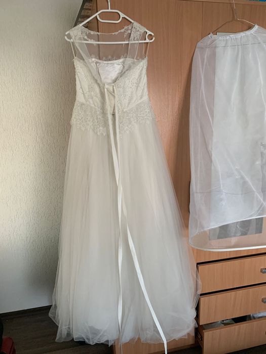 Rochie mireasă de vânzare