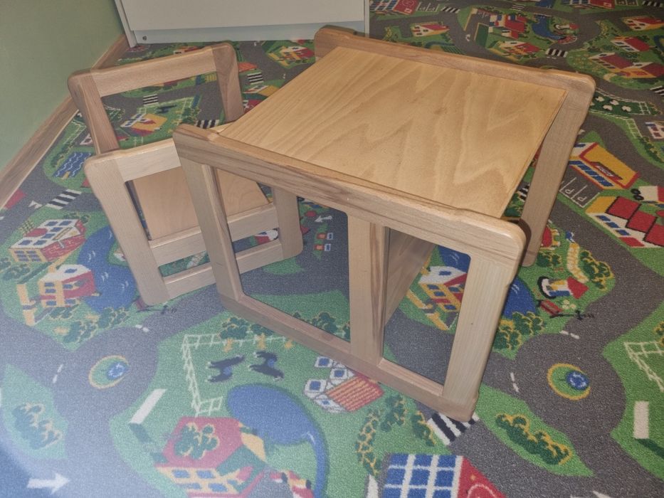 Set mobilier masa si scaun pentru copii Montessorii, lemn, stare buna