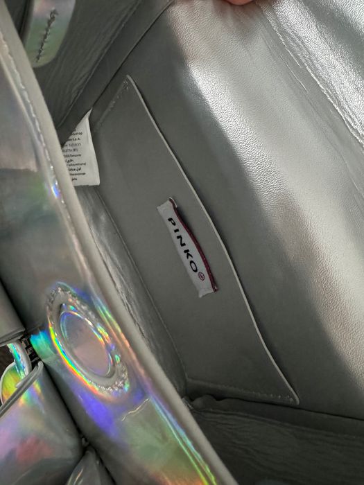 Страхотна малка чантичка Pinko up