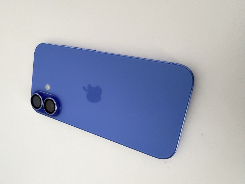Продам Iphone 16. Обмена нет