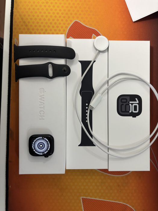 Apple Watch 10 GPS 42mm  Jet Black