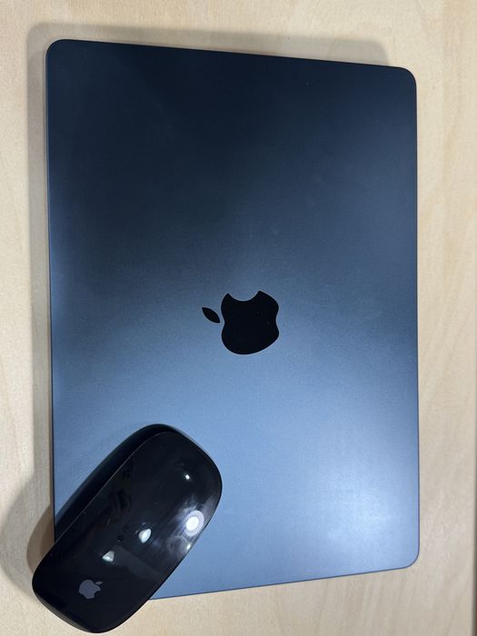 Macbook Air M2 8/256 + Magic Mouse 2 Срочно