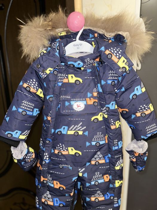 Комбинезон трансформер в идеальном состоянии.