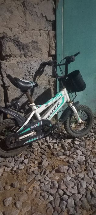 Продам велосипед детский на 6 или 7 лет.