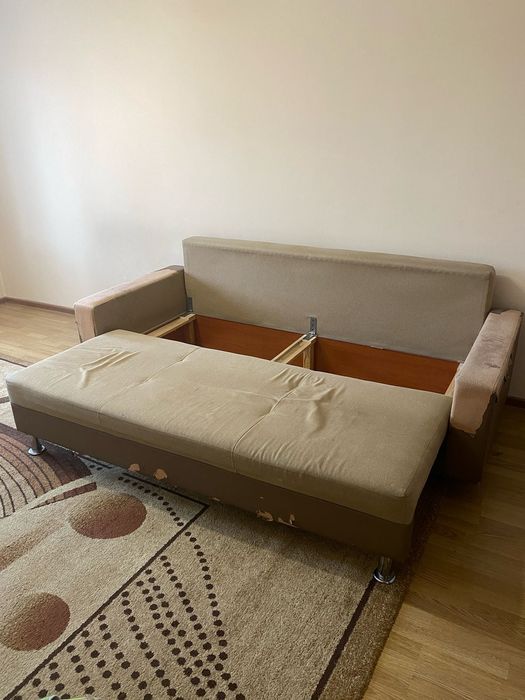 Продам  диван в рабочем состоянии