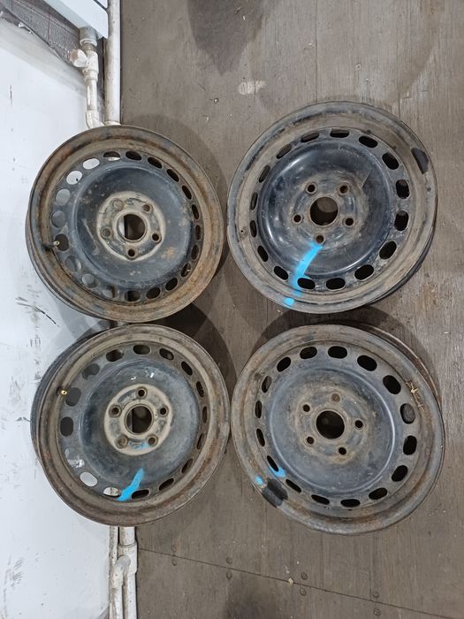 Диски R15 5x112 на Audi.