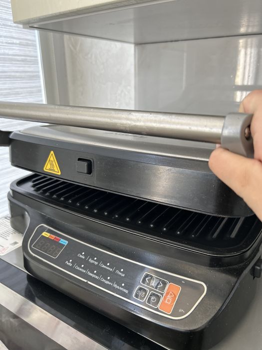 Электрогриль Midea