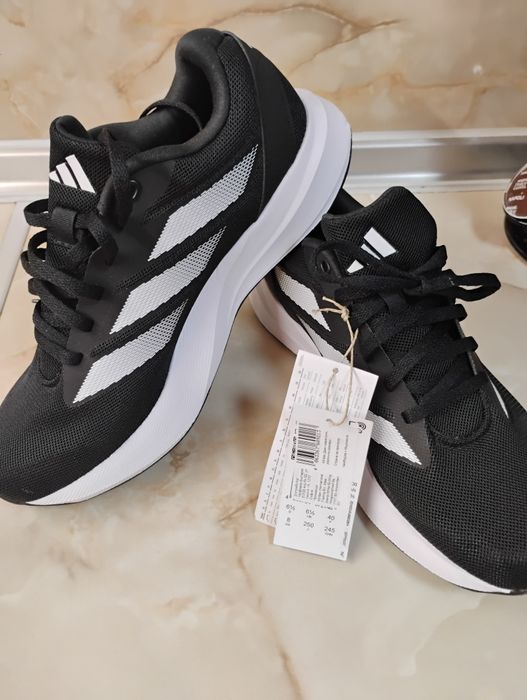 Оригинални маратонки Adidas