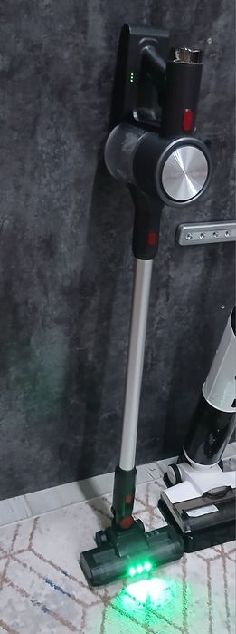 Продам классный стильный пылесос