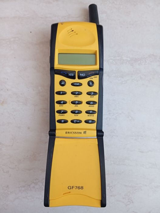 Telefon Ericsson  GF 768