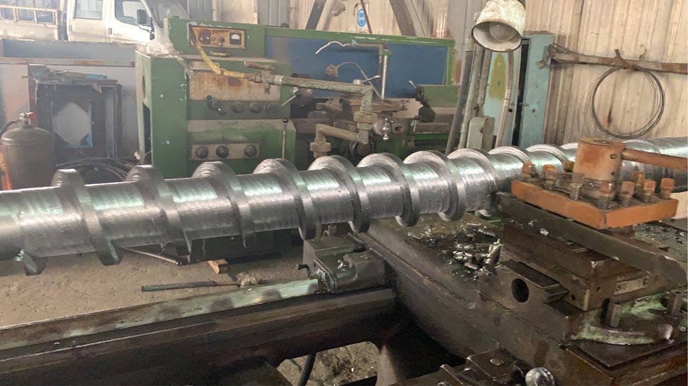 Шнек экструдера для пвх  и пэ