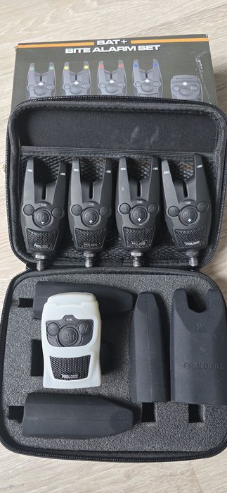 Senzori  / avertizori  Prologic BAT+ – 4 buc + receiver + husă