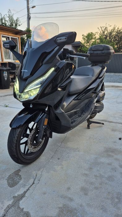 Scuter Honda Forza 125 2019