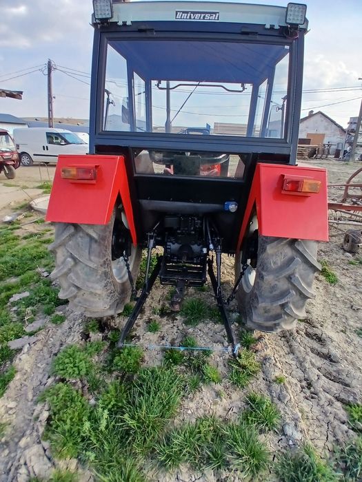 Tractor   U 445 nou
