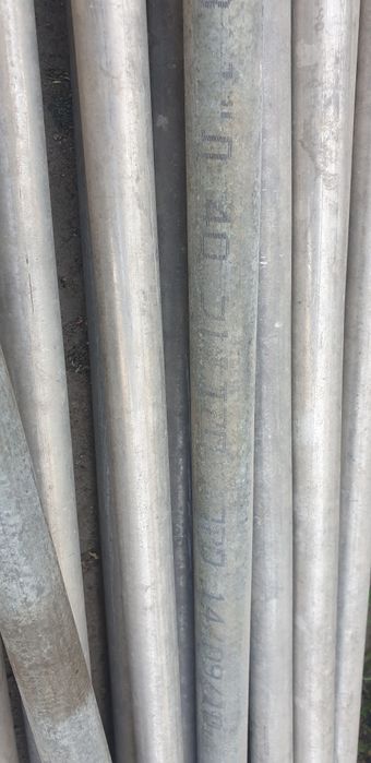 Продам трубы, оцинкованный ф20,толщина 2ка ,6 метровые  100метров.