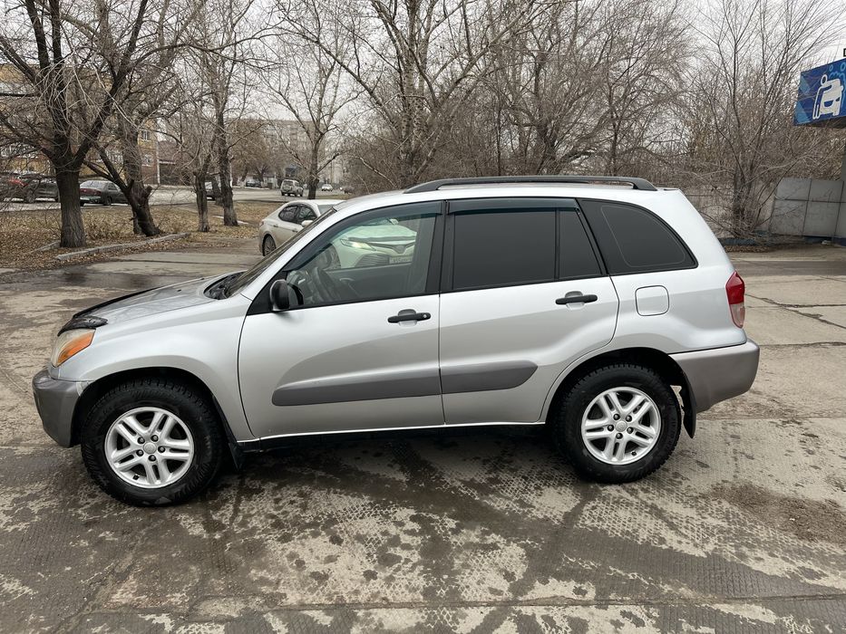 Toyota RAV4 продам