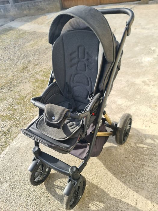Vând cărucior Krausman 3 în 1,complet echipat și foarte practic