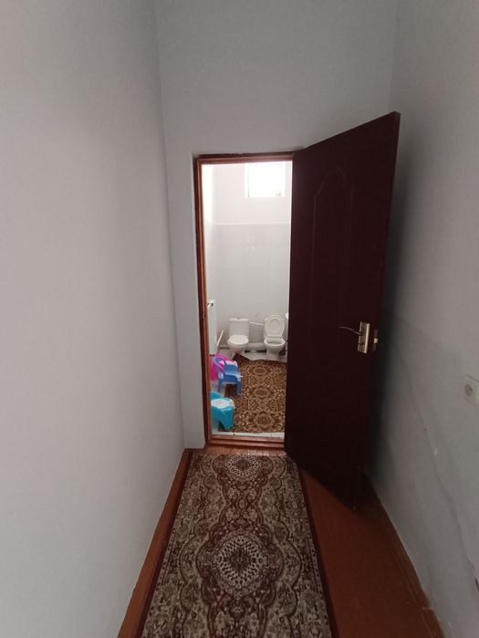 Уй сотилади. Коттедж