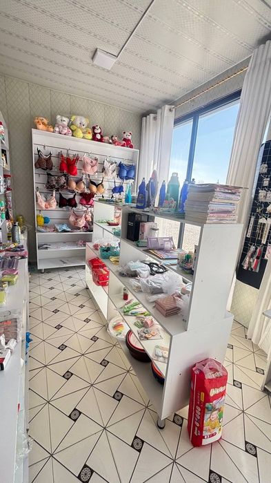 Shkaf javoni sotiladi