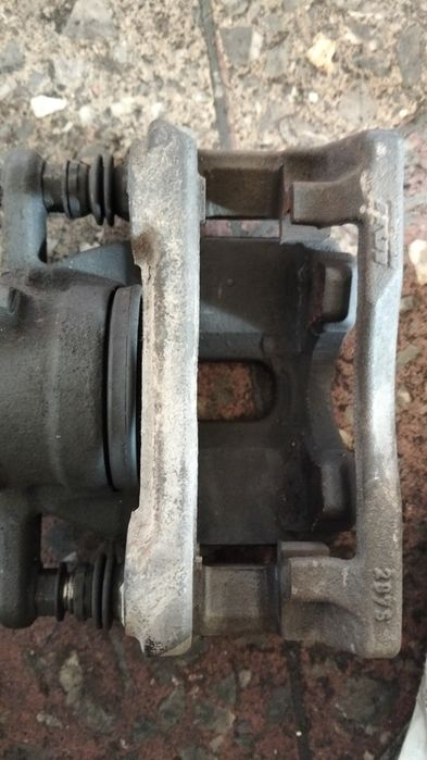 Тормозной суппорт ниссан