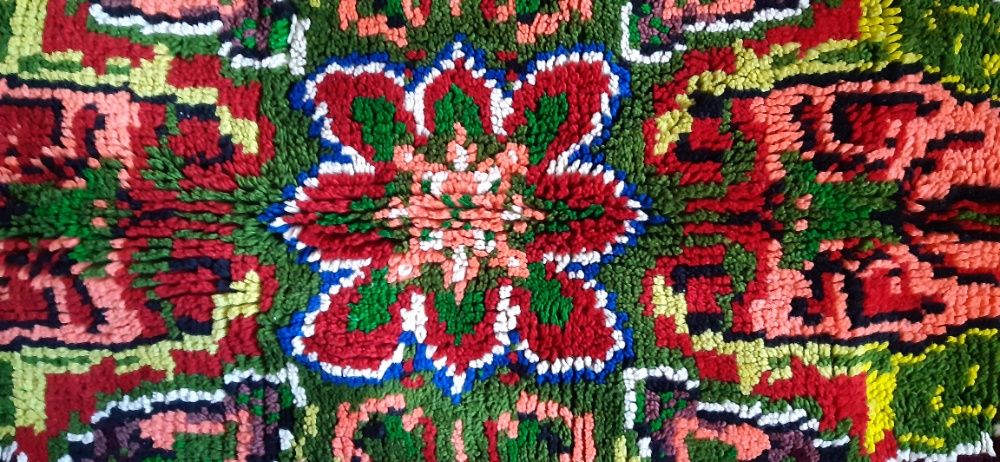 ръчно тъкан китеник