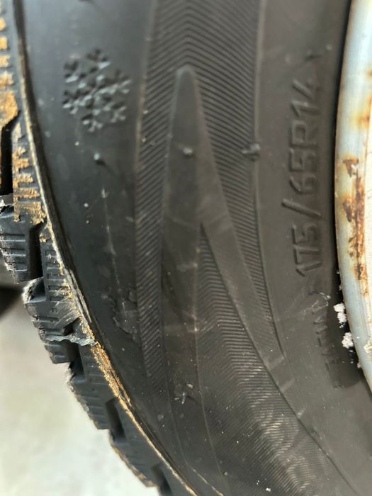 Шипованная резина вместе с дисками