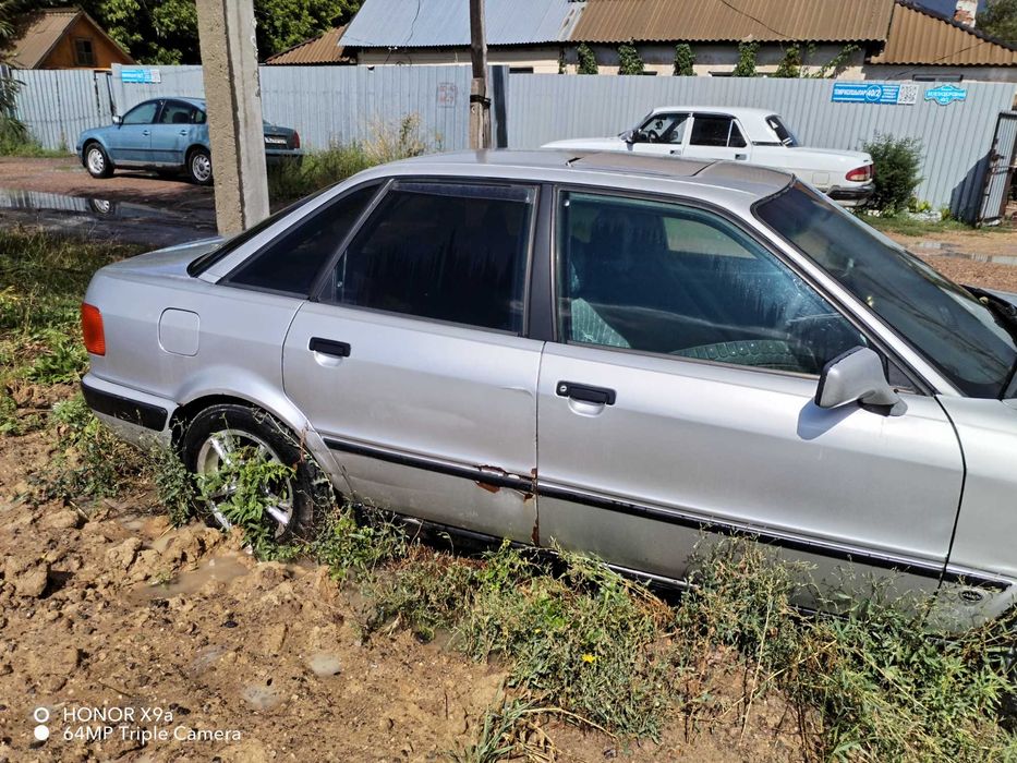 Продаётся AUDI 80