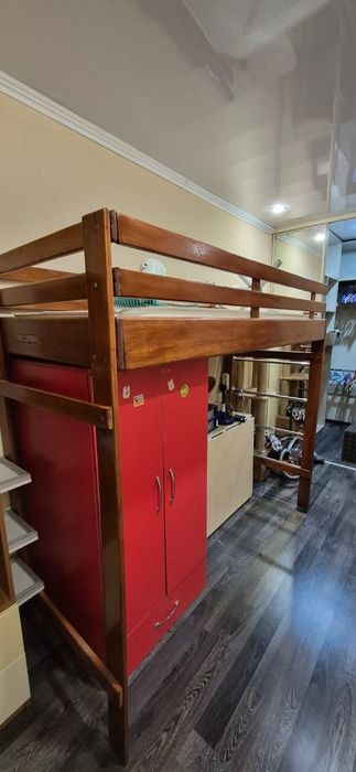 Продам кровать со шкафом