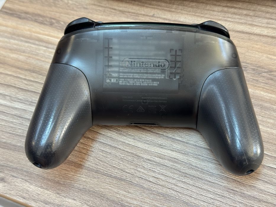 Nintendo Switch контролери