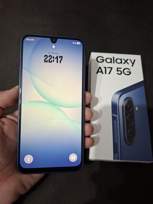 Vand Samsung A17 5G 128 GB memorie, nou