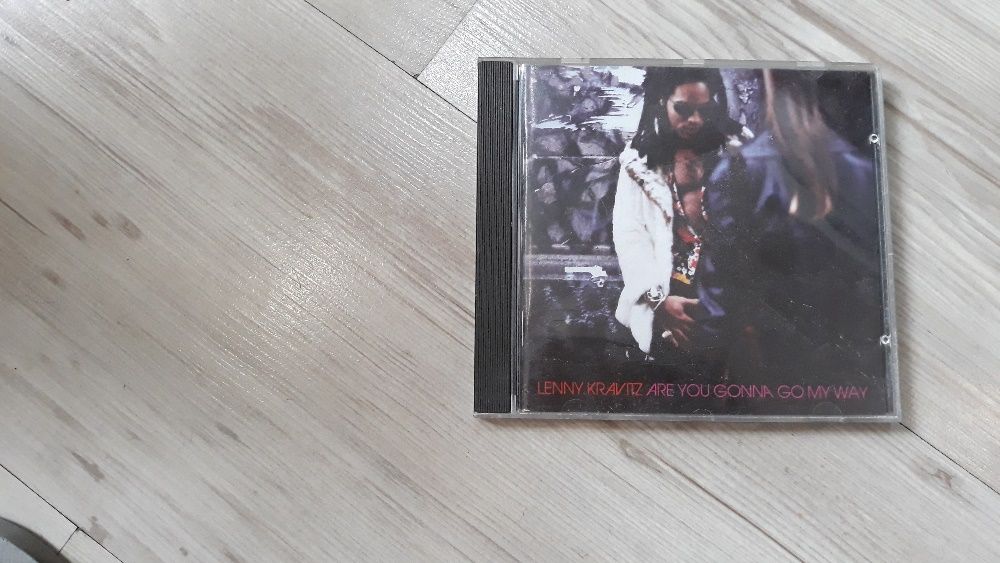 Оригинални дискове с музика