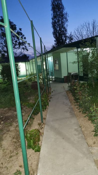 Продается дом (не дача)