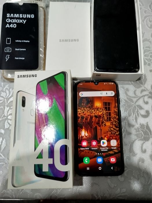 SAMSUNG galaxiA40