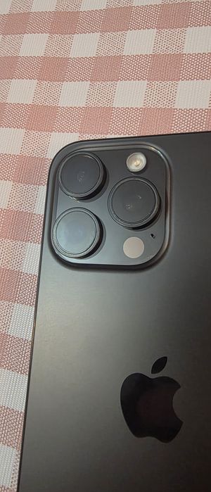 IPhone 15 pro max  - 1TB