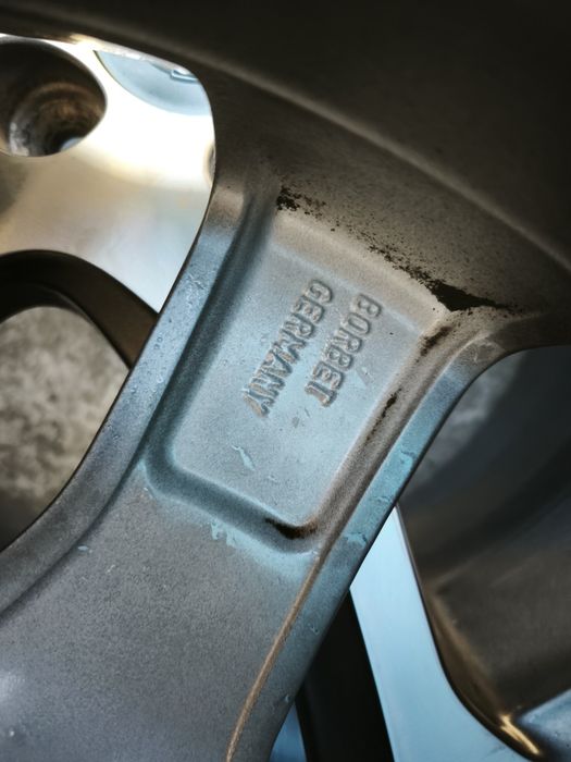 18" оригинални алуминиеви джанти за Volvo.