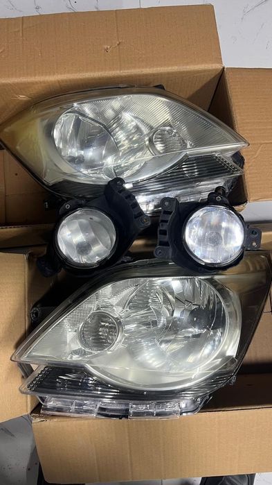 Продаю Фара на кобальт