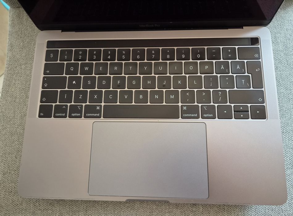 MacBook Pro 13" 2019 – i5