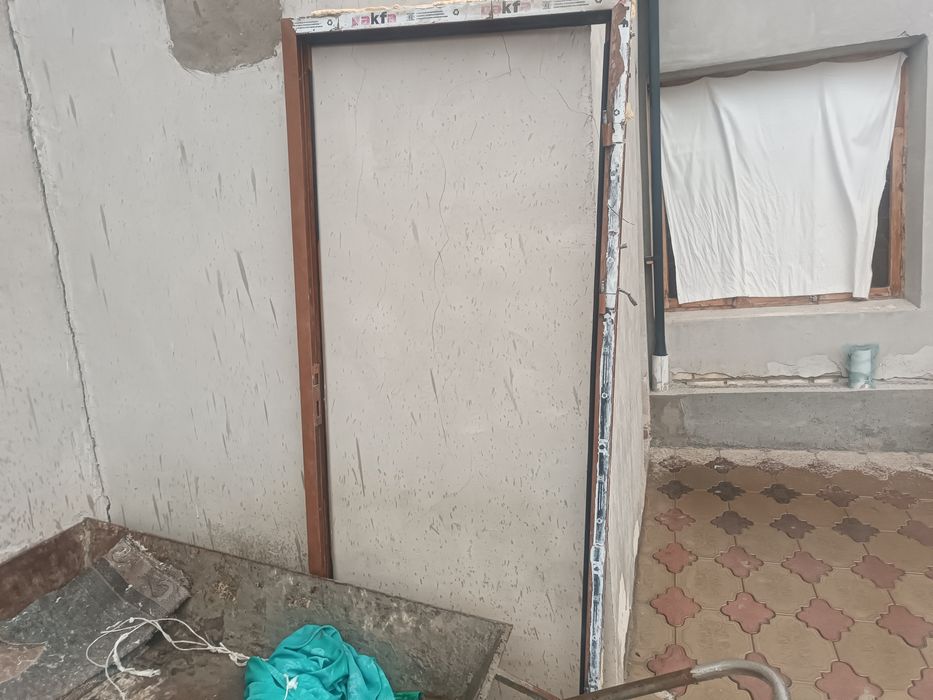 Assalamu Aleykum yangi yillar bilan Akfa eshik romlar sotiladi .