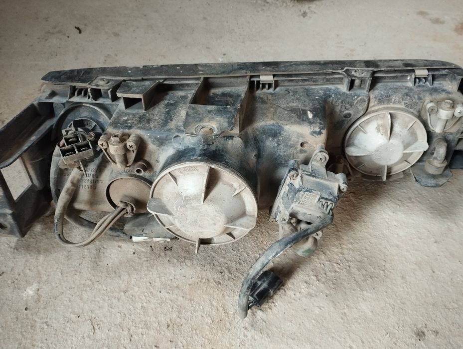 Фары Audi 80 , Mazda 626